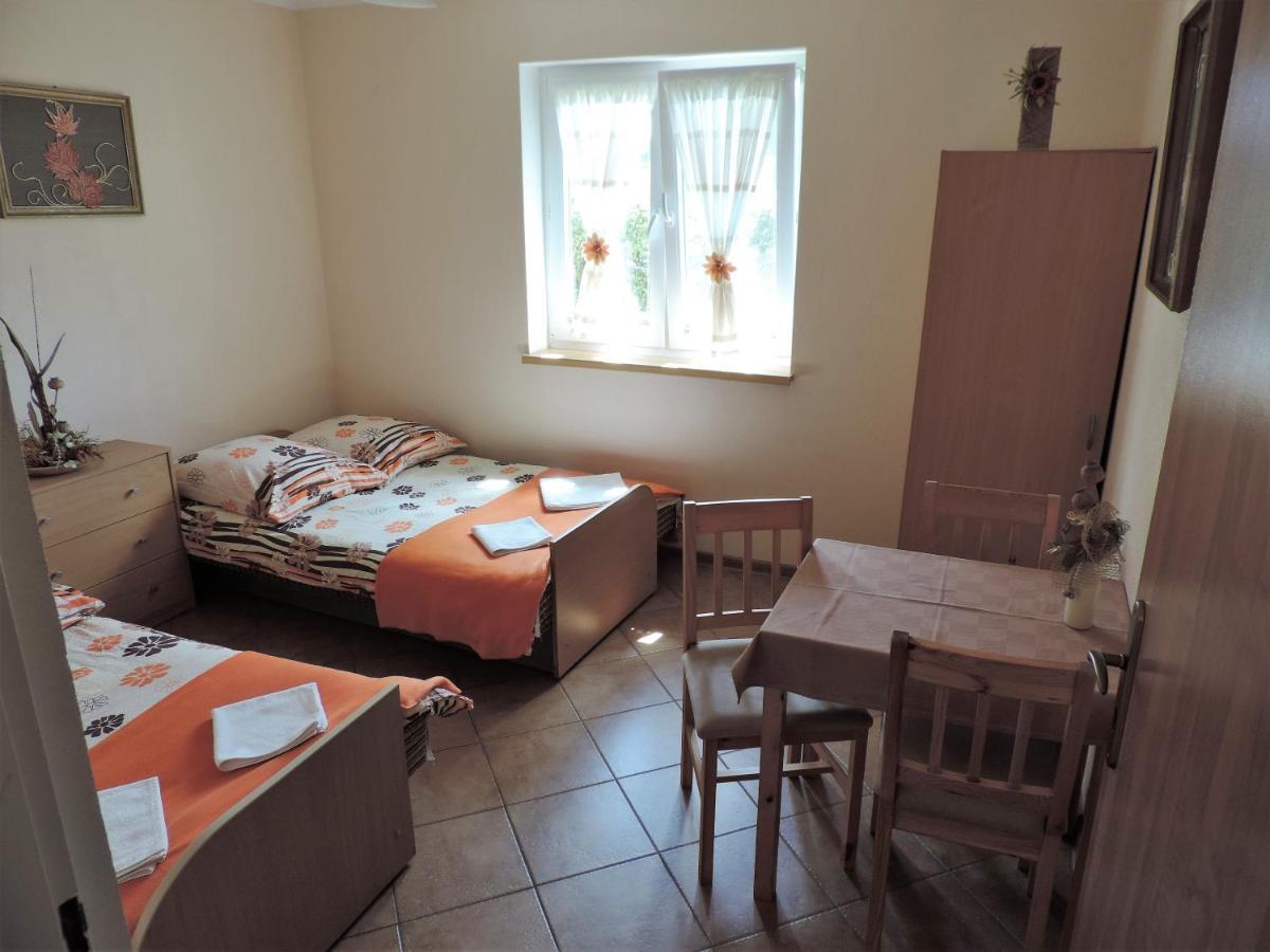 Jacek I Agatka Pension Ustka Buitenkant foto