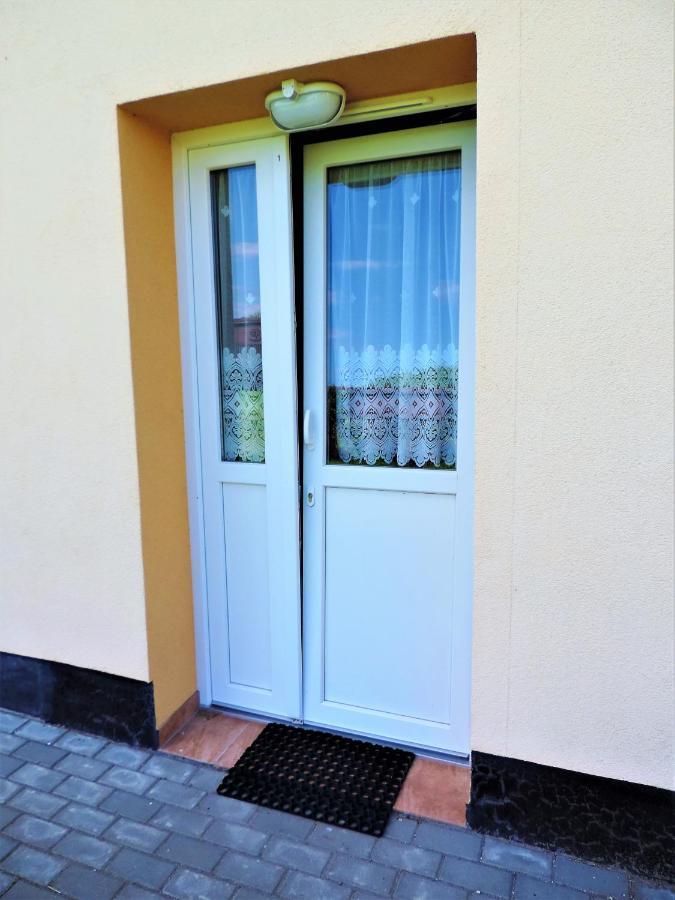 Jacek I Agatka Pension Ustka Buitenkant foto
