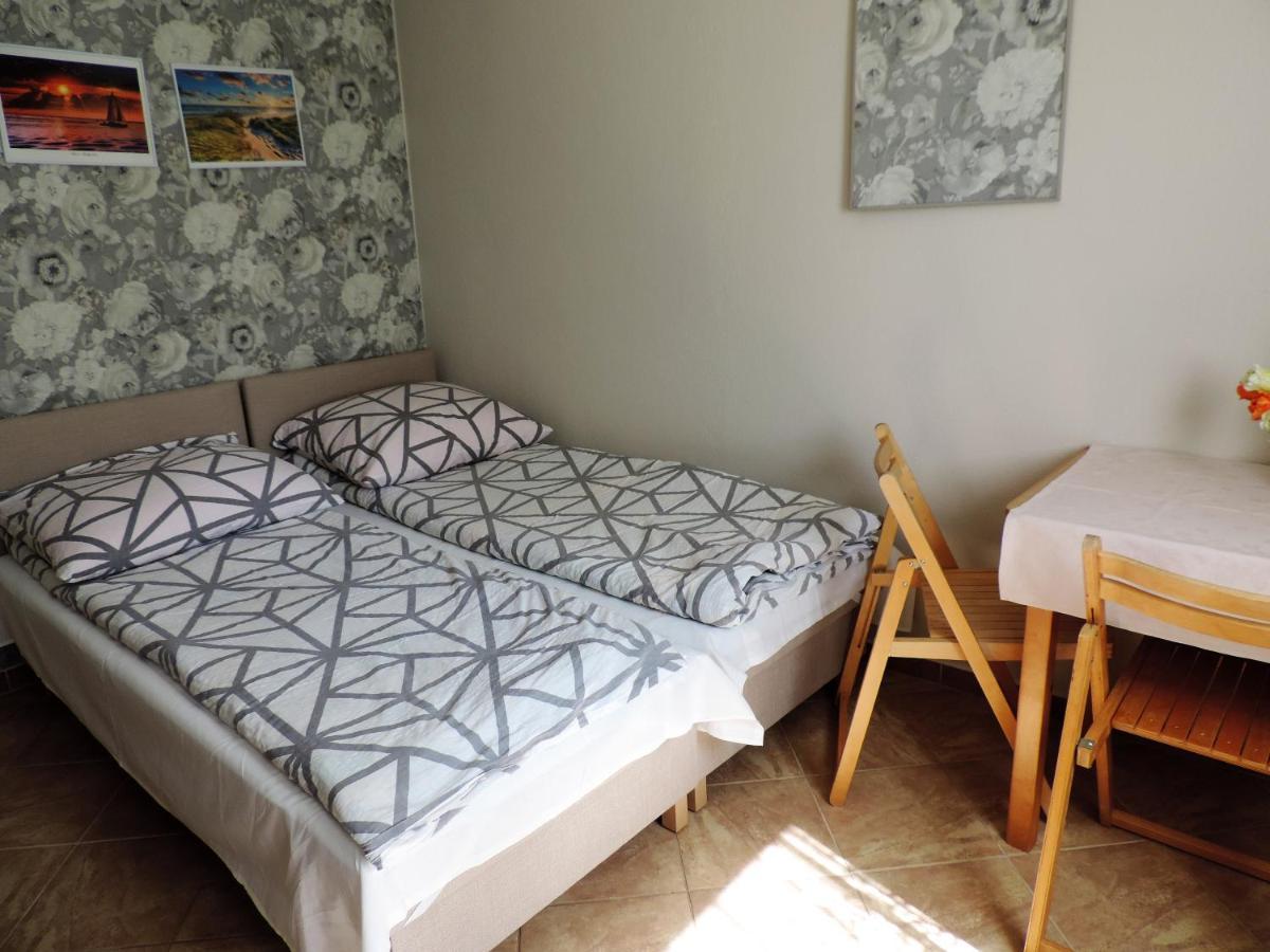 Jacek I Agatka Pension Ustka Buitenkant foto