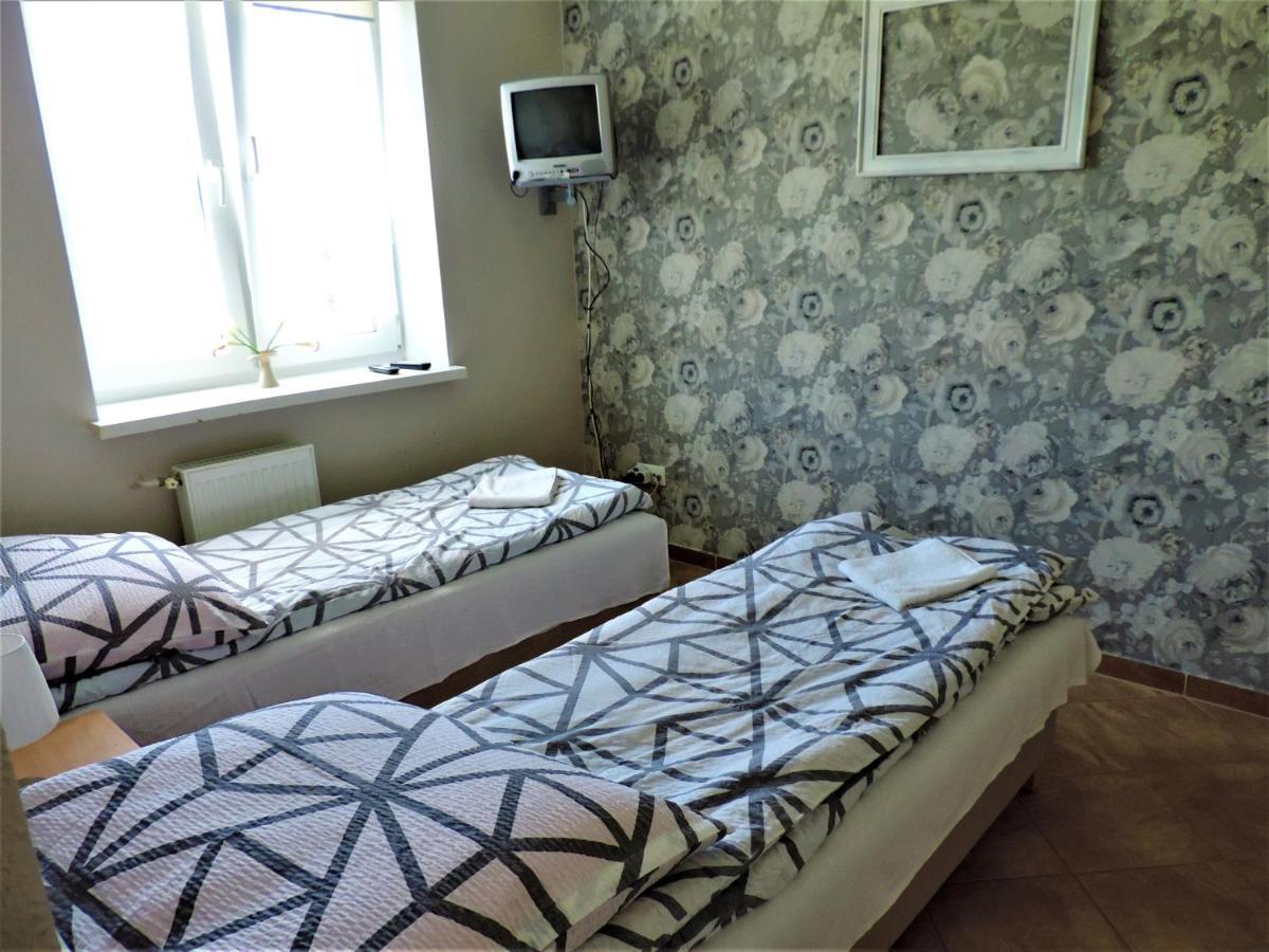 Jacek I Agatka Pension Ustka Buitenkant foto