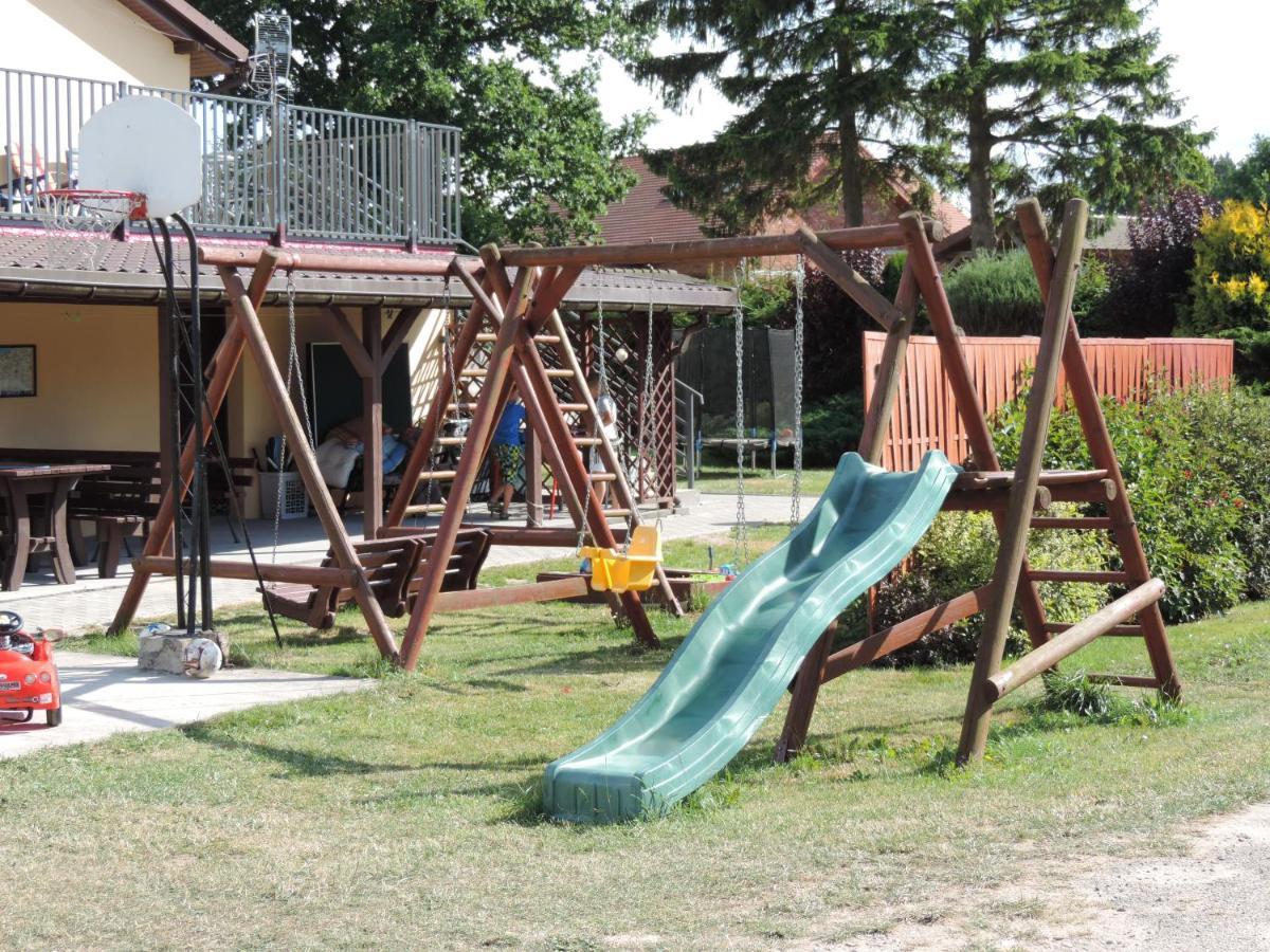 Jacek I Agatka Pension Ustka Buitenkant foto