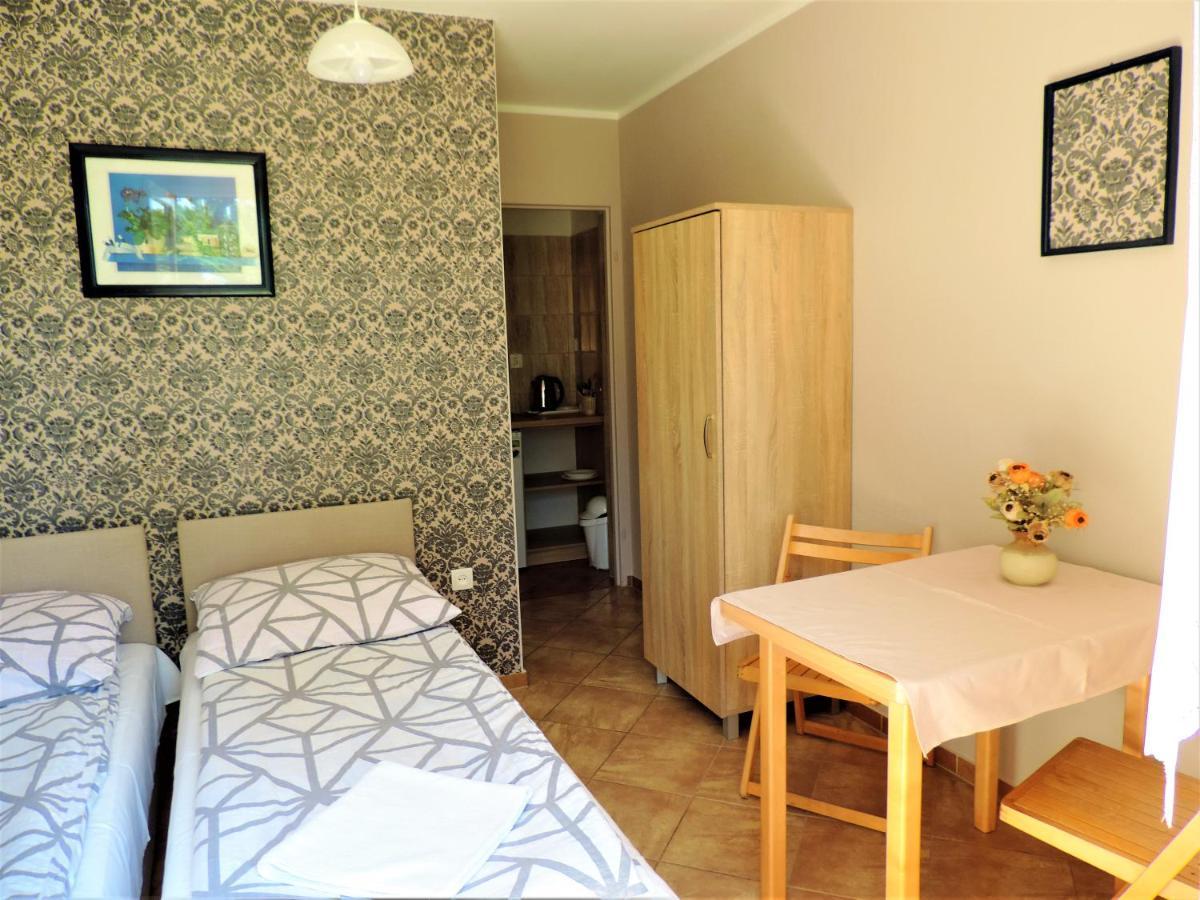 Jacek I Agatka Pension Ustka Buitenkant foto